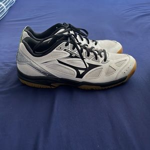 Mizuno Cyclone Speed 2, Size 9.5, Main color: White and Black Laces
